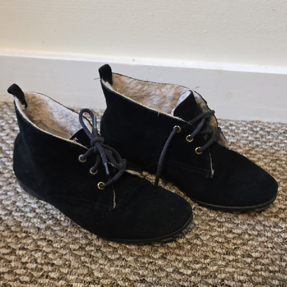 Vintage Black Lace-Up Suede Ankle Boots